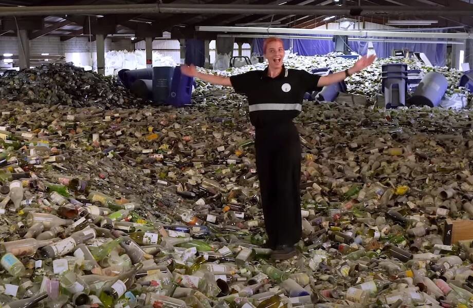 Как тысячи битых бутылок Луизианы превращаются в цветной песок для побережья (5 фото + 1 видео)