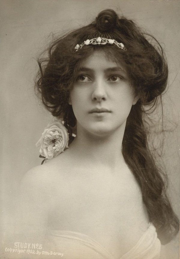 Beauty from the past: what girls of past generations looked like (13 ...