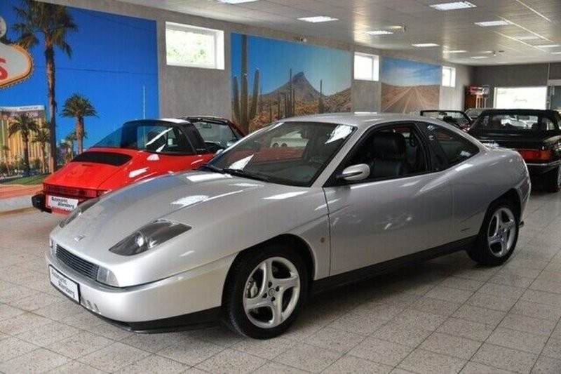 Ferrari для бедняков: детище Криса Бэнгла, которое он нарисовал для Fiat (18 фото)