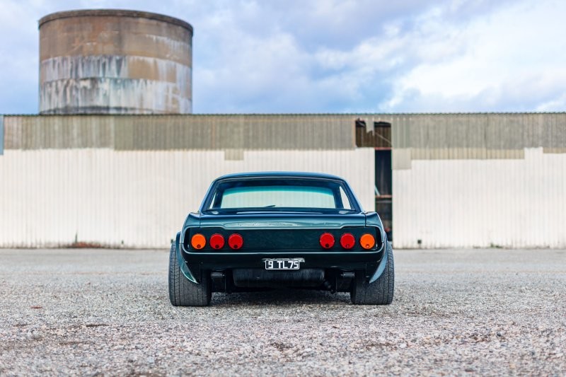 Ford Mustang, on which he persecuted Belmondo in the film "Outside ...