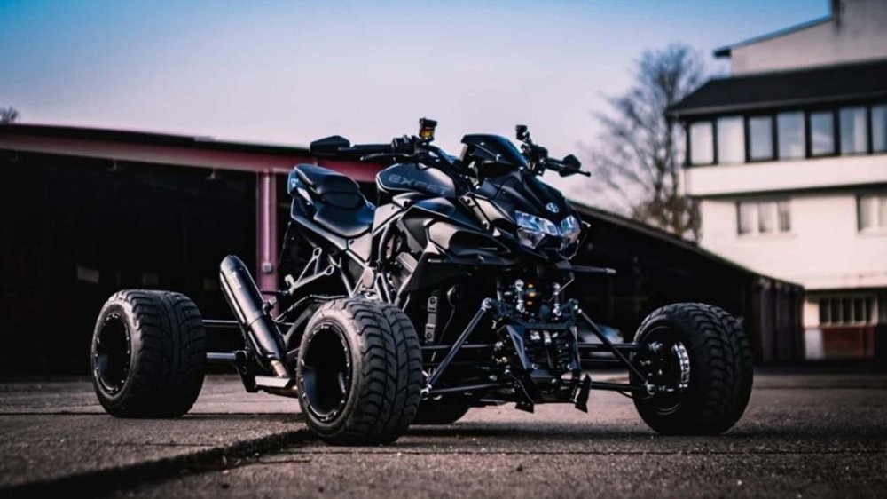 Tuners turned the Kawasaki H2 motorcycle into an ATV (6 photos) » Nevsedoma