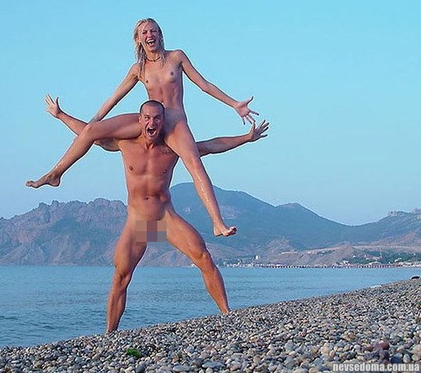 Нудистские пляжи (35 фото)