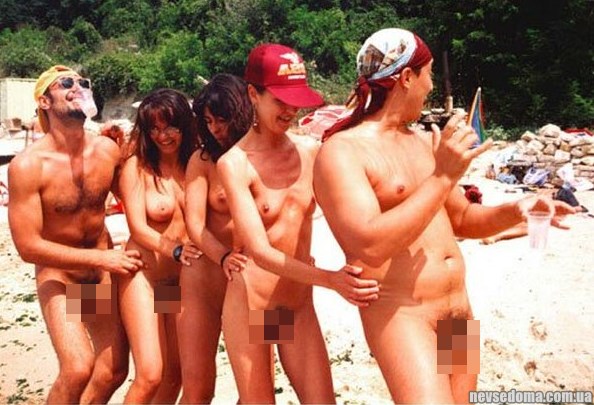 Нудистские пляжи (35 фото)