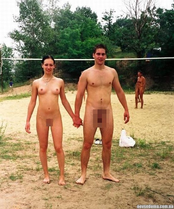 Нудистские пляжи (35 фото)