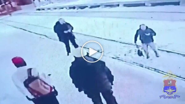 В России рецидивист ударил ножом пассажира на железнодорожной станции