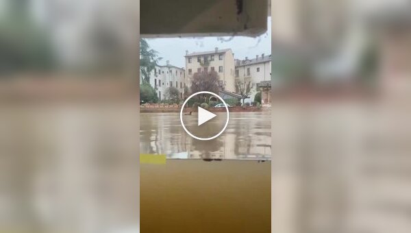 В итальянском Виченце обильные осадки привели к подтоплению города