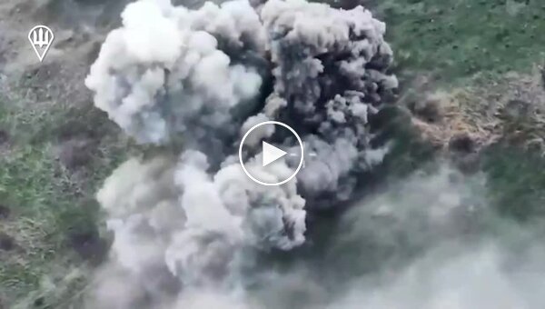 Подрыв на минах российской БМП-3 с десантом в селе Новомихайловка Донецкой области