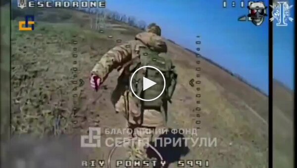 Оператор украинского дрона-камикадзе ликвидировал оккупанта прямым попаданием в голову