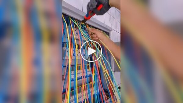 Из жизни электрика