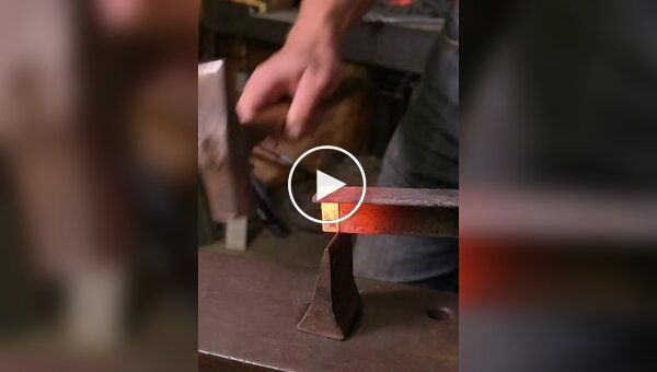 Мастер-кузнец создал милую вещицу для дочери